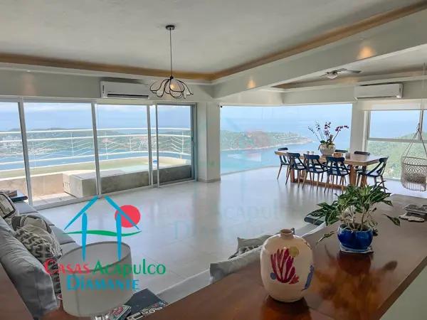 Elegante departamento con terraza, jacuzzi y vista a la bahía de Pichilingue Elegante departamento con terraza, jacuzzi y vista a la bahía de Pichilingue