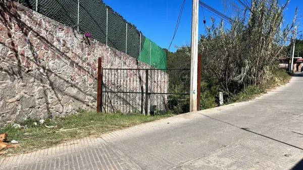 Terreno en venta en Rincón de Estradas, Valle de Bravo, México Terreno en venta en Rincón de Estradas, Valle de Bravo, México