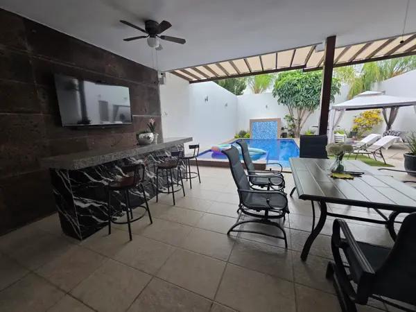 Casa en Real del Nogalar con Alberca y Más en Torreón Casa en Real del Nogalar con Alberca y Más en Torreón