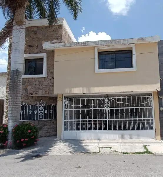 Casa en Renta en Nuevo San Isidro, Torreón: Amplia, con oficina y Excelente Ubicación Casa en Renta en Nuevo San Isidro, Torreón: Amplia, con oficina y Excelente Ubicación