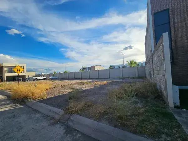 Terreno en venta en Los Viñedos, Torreón, Coahuila de Zaragoza Terreno en venta en Los Viñedos, Torreón, Coahuila de Zaragoza