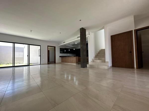 Casa en Venta en Los Viñedos, Torreón - Amplia Y Moderna Propiedad Casa en Venta en Los Viñedos, Torreón - Amplia Y Moderna Propiedad