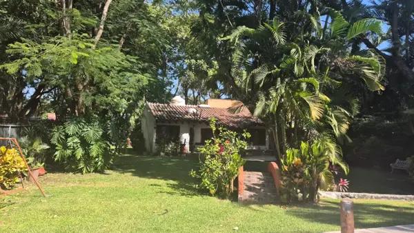 Casa en venta en Las Fincas, Jiutepec, Morelos Casa en venta en Las Fincas, Jiutepec, Morelos