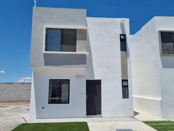 Casa en venta en comunidad cerrada en Torreón, Santa Fe Casa en venta en comunidad cerrada en Torreón, Santa Fe