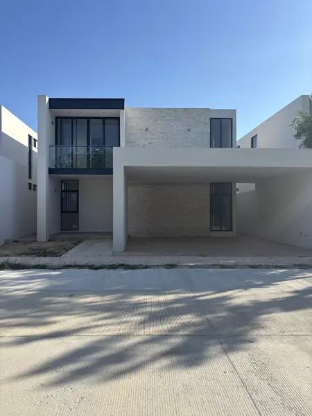 Casa en venta en privada residencial, cholul merida Casa en venta en privada residencial, cholul merida