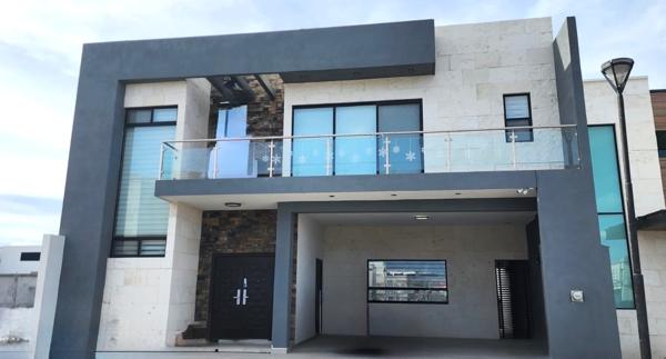 Casa en Venta en Fraccionamiento Residencial Habita II Al norte de Saltillo Casa en Venta en Fraccionamiento Residencial Habita II Al norte de Saltillo