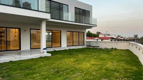 Casa en venta en Bosques de las Lomas CR2101 Casa en venta en Bosques de las Lomas CR2101