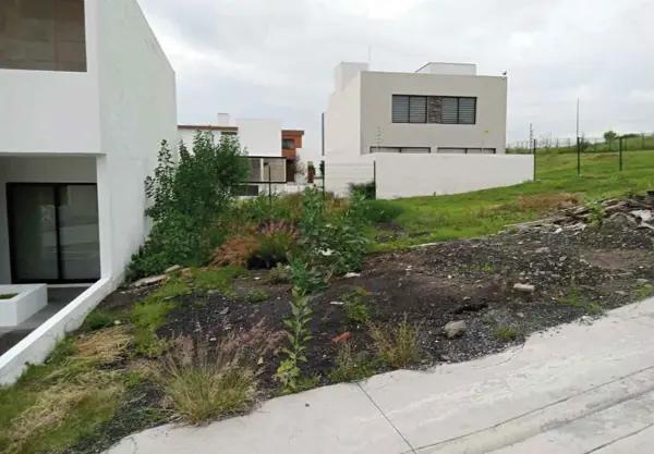 TERRENO EN VENTA EN LOMALTA TRES MARIAS, MORELIA TERRENO EN VENTA EN LOMALTA TRES MARIAS, MORELIA
