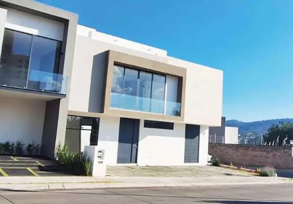 CASA EN VENTA EN RINCON DE LA MONTAÑA ALTOZANO, MORELIA CASA EN VENTA EN RINCON DE LA MONTAÑA ALTOZANO, MORELIA