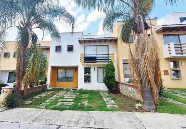 CASA EN VENTA EN DESARROLLO MONARCA, ALTOZANO, MORELIA CASA EN VENTA EN DESARROLLO MONARCA, ALTOZANO, MORELIA
