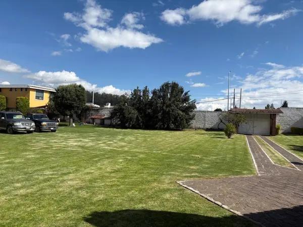 Terreno en venta en Metepec Estado de México habitacional bardeado 1,201 metros Terreno en venta en Metepec Estado de México habitacional bardeado 1,201 metros