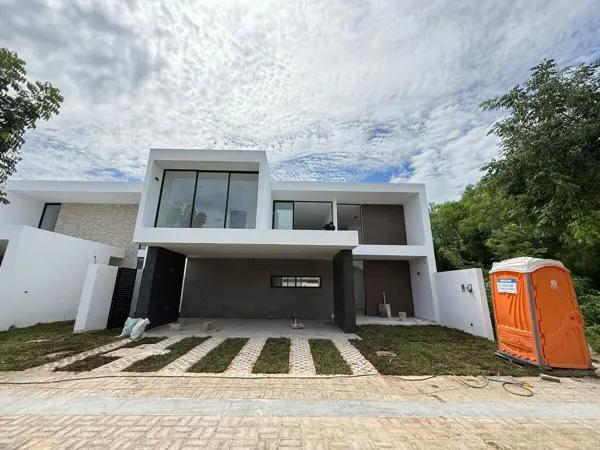 Exclusiva Residencia / Casa equipada en Privada Soluna, Temozon Norte, Mérida Exclusiva Residencia / Casa equipada en Privada Soluna, Temozon Norte, Mérida