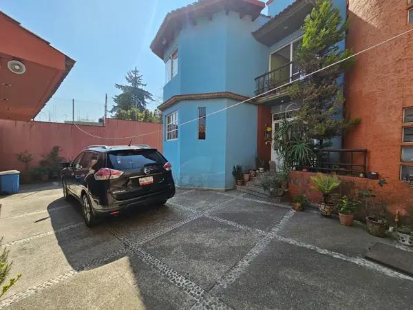 Casa en Lomas de Memetla, con buen terreno, cercano a Santa Fe Casa en Lomas de Memetla, con buen terreno, cercano a Santa Fe