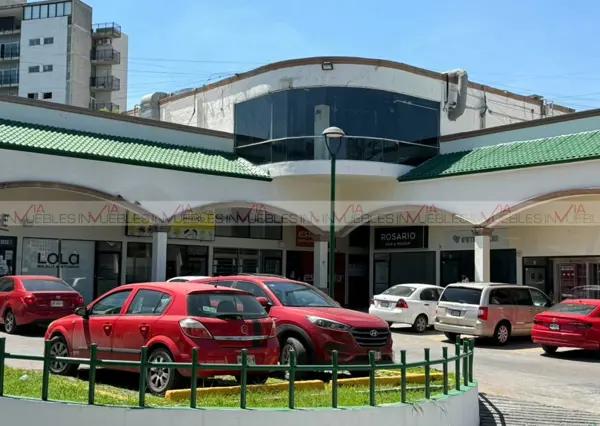 Plaza Los Nogales - Miravalle Plaza Los Nogales - Miravalle