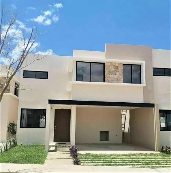CASA EN VENTA CON ALBERCA EN PRIVADA, MERIDA, YUCATÁN CONKAL CON AMEINDADES CASA EN VENTA CON ALBERCA EN PRIVADA, MERIDA, YUCATÁN CONKAL CON AMEINDADES