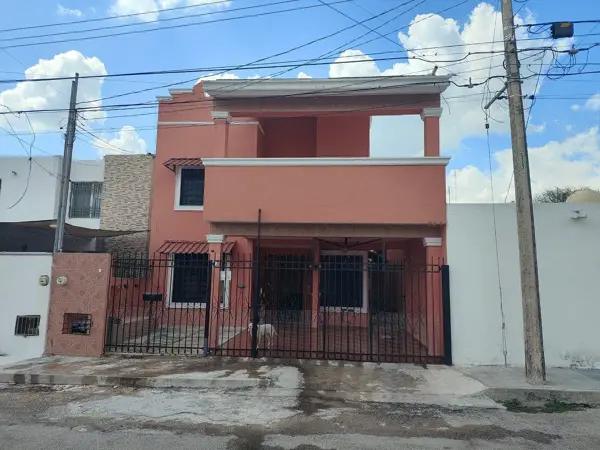 CASA EN VENTA DE 4 RECÁMARAS EN CHUBURNÁ CASA EN VENTA DE 4 RECÁMARAS EN CHUBURNÁ