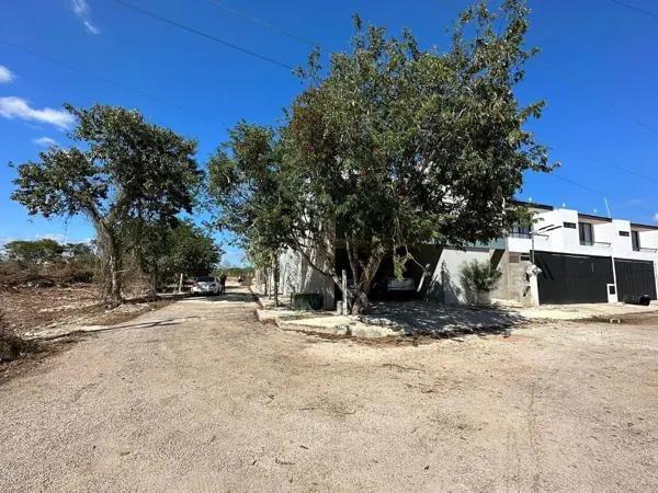 Terreno de 450.07 m2 en venta en Dzitya Terreno de 450.07 m2 en venta en Dzitya