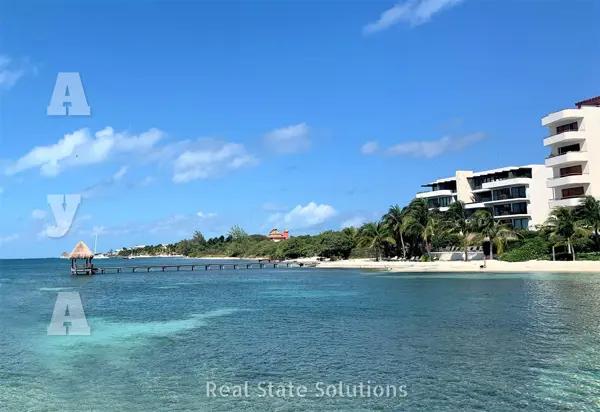 Departamento Penthouse Ocean Front, Venta/Renat, 5 Recámaras, 3 Piscinas, Isla Mujeres, Q. Roo. Departamento Penthouse Ocean Front, Venta/Renat, 5 Recámaras, 3 Piscinas, Isla Mujeres, Q. Roo.