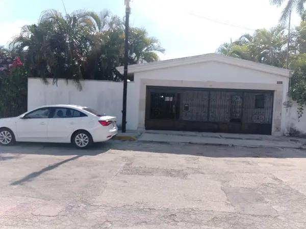 Oficinas en venta en Mérida, esquina de 1 planta Oficinas en venta en Mérida, esquina de 1 planta