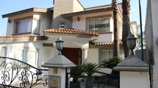 Casa en Venta en Residencial Chiluca Zona Esmeralda Estado de Mexico Casa en Venta en Residencial Chiluca Zona Esmeralda Estado de Mexico
