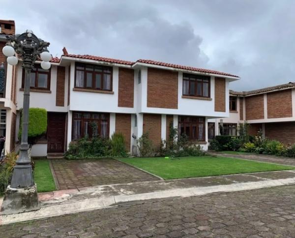 CASA EN VILLAS DE SAN MATEO, METEPEC. CASA EN VILLAS DE SAN MATEO, METEPEC.