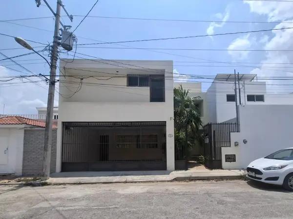 CASA EN RENTA – AMPLIA, EQUIPADA Y CON PANELES SOLARES CASA EN RENTA – AMPLIA, EQUIPADA Y CON PANELES SOLARES