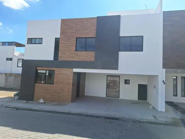 Casa en venta en San Diego, San Pedro Cholula, a pasos de Plaza San Diego Casa en venta en San Diego, San Pedro Cholula, a pasos de Plaza San Diego