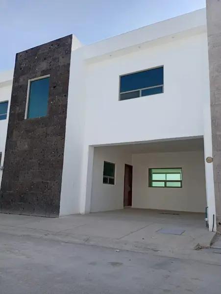 Casa en venta en Los Viñedos, Torreón, Coahuila de Zaragoza Casa en venta en Los Viñedos, Torreón, Coahuila de Zaragoza