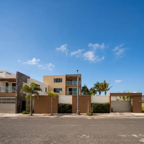 casa en venta en lomas del sol c.p. 95264 casa en venta en lomas del sol c.p. 95264
