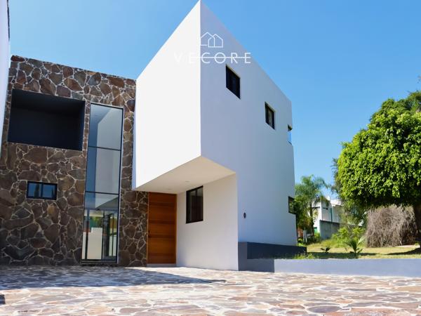 CASA EN VENTA EN COLINAS DE SANTA ANITA, TLAJOMULCO DE ZUÑIGA CASA EN VENTA EN COLINAS DE SANTA ANITA, TLAJOMULCO DE ZUÑIGA