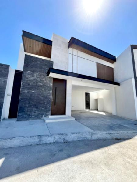 Casa en venta en Rincón de los Encinos, Saltillo, Coahuila de Zaragoza Casa en venta en Rincón de los Encinos, Saltillo, Coahuila de Zaragoza