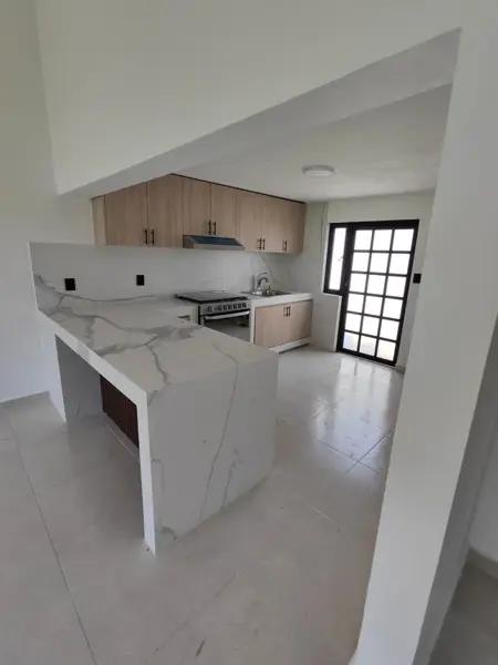 Casa con espacios muy amplios y recamara en PB. Casa con espacios muy amplios y recamara en PB.