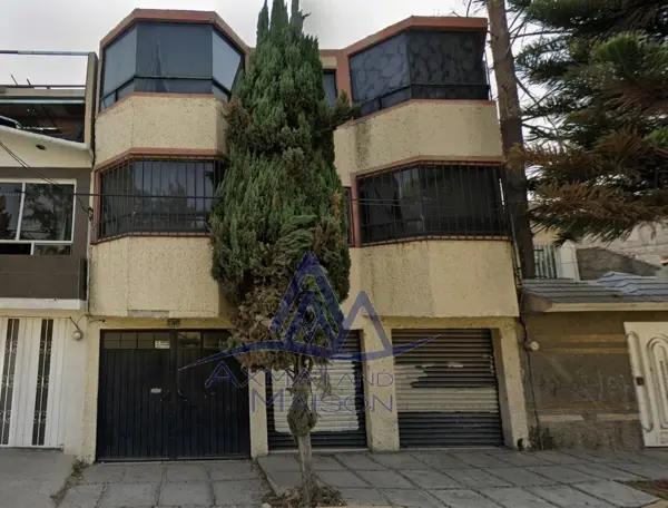 Casa en Remate con Locales Comerciales en Villas de Guadalupe Xalostoc, Ecatepec de Morelos Casa en Remate con Locales Comerciales en Villas de Guadalupe Xalostoc, Ecatepec de Morelos