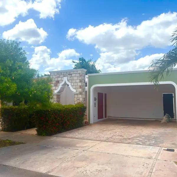 | Casa con piscina en renta en Temozón Norte | | Casa con piscina en renta en Temozón Norte |