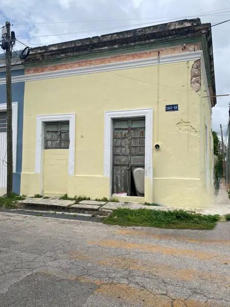 Casa para remodelar en el Centro de Merida, a una cuadra de la Plancha Casa para remodelar en el Centro de Merida, a una cuadra de la Plancha