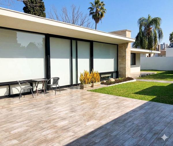 CASA EN VENTA EN PRIVADA SIERRA MADRE CASA EN VENTA EN PRIVADA SIERRA MADRE