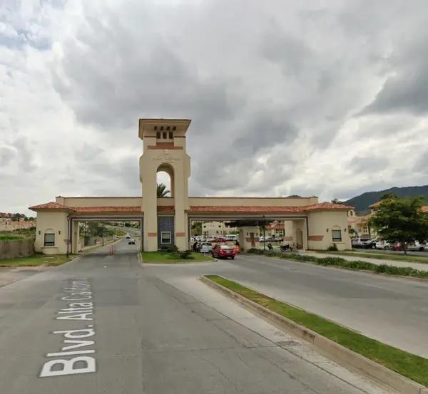 Casa en venta en Residencial Alta California, Tlajomulco de Zúñiga, Jalisco Casa en venta en Residencial Alta California, Tlajomulco de Zúñiga, Jalisco