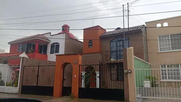 Casa en venta en Ampliación Jardines de Torremolinos, Morelia Casa en venta en Ampliación Jardines de Torremolinos, Morelia