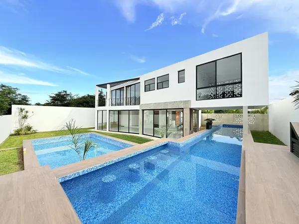 Casa de Lujo en Privada Blanca Residencial en Mérida, Yucatán Casa de Lujo en Privada Blanca Residencial en Mérida, Yucatán