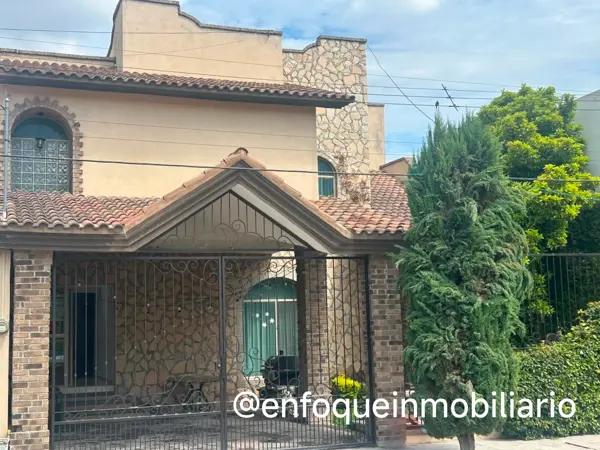 Casa en Venta ubicada en fraccionamiento privado al norte de Saltillo frente a área verde. Casa en Venta ubicada en fraccionamiento privado al norte de Saltillo frente a área verde.