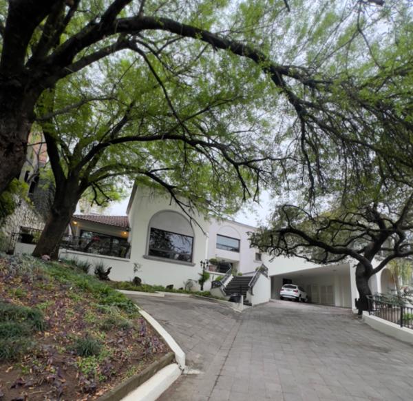 Residencia en Venta | Valle de San Ángel Sec. Francés, SPGG Residencia en Venta | Valle de San Ángel Sec. Francés, SPGG