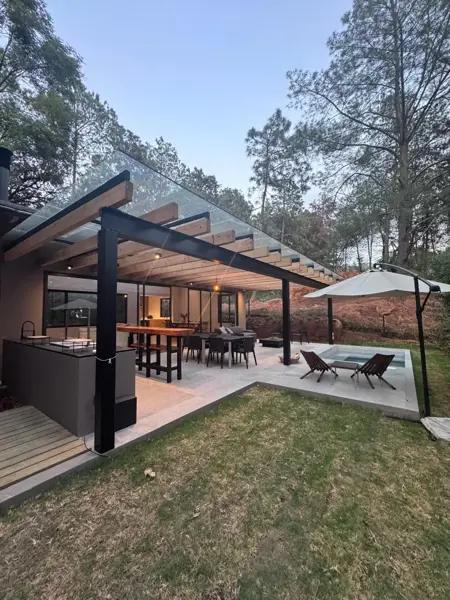 Casa en venta en Valle de Bravo | Totalmente amueblada y equipada Casa en venta en Valle de Bravo | Totalmente amueblada y equipada
