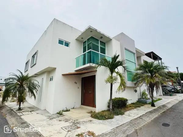 Casa en venta en Lomas de la Rioja, Alvarado, Veracruz de Ignacio de la Llave Casa en venta en Lomas de la Rioja, Alvarado, Veracruz de Ignacio de la Llave