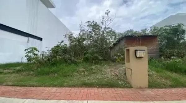 Terreno en venta en Lomas de Ahuatlán, Cuernavaca, Morelos Terreno en venta en Lomas de Ahuatlán, Cuernavaca, Morelos