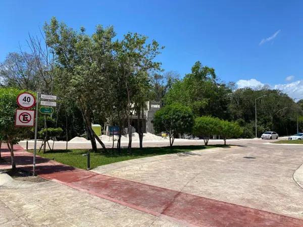 Terreno en Venta en Senderos, MayaKoba / KC0103 Terreno en Venta en Senderos, MayaKoba / KC0103
